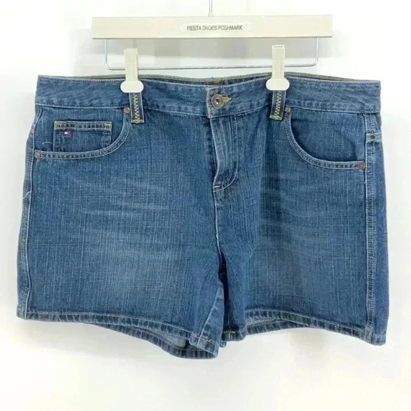 TOMMY HILFIGER WOMEN  SHORTS DENIM - Picture 1 of 3